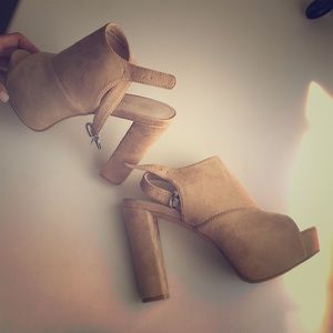 Nude heels
